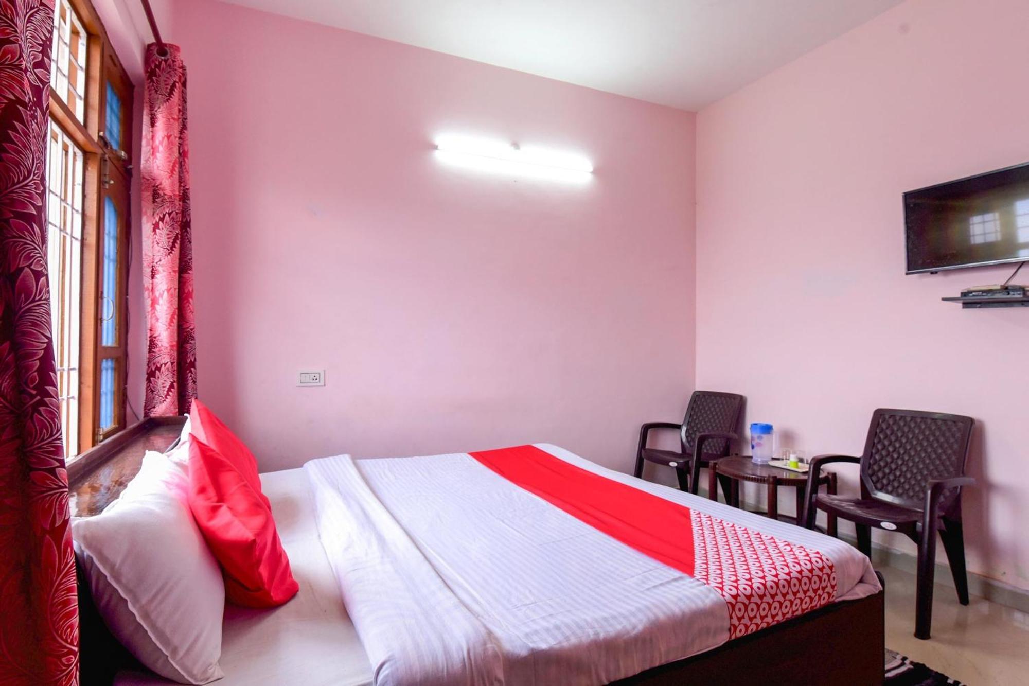 فندق أو واي أو 26842 بريم هوم ستاي كوتيدج Sundarnagar المظهر الخارجي الصورة